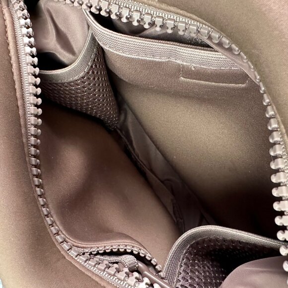 Dagne Dover Landon Small Carryall Dune Mauve Purple Brown Crossbody Purse Bag - Picture 6 of 6